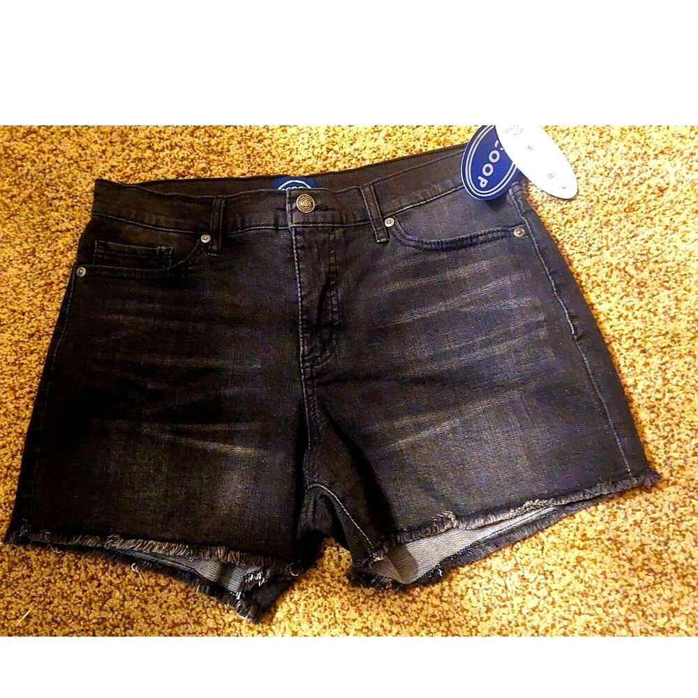 SCOOP Retro Boy Denim Shorts Black Raw Hem Stretch NWT Women's Size 6 Casual
